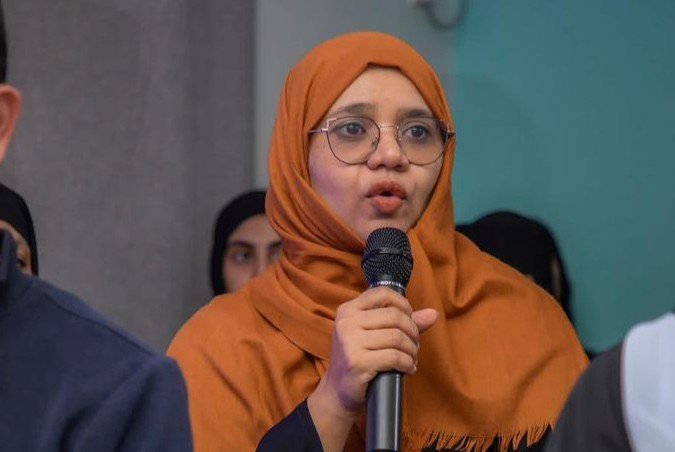 رينا في العمل الميداني